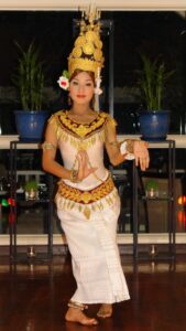 Cambodian dancing girl at the Sofitel Angkor Phokeethra, Sein Reap, Cambodia Cambodia - Cambodian dancing girl at the Sofitel Angkor Phokeethra, Sein Reap, Cambodia May 2013 (3) - Ray Lovell
